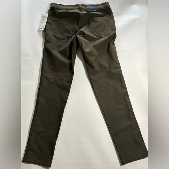 lululemon athletica Slim ABC Pant in Olive Green - Picture 3 of 4